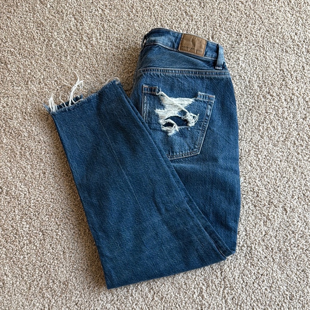 American Eagle Mom Jean